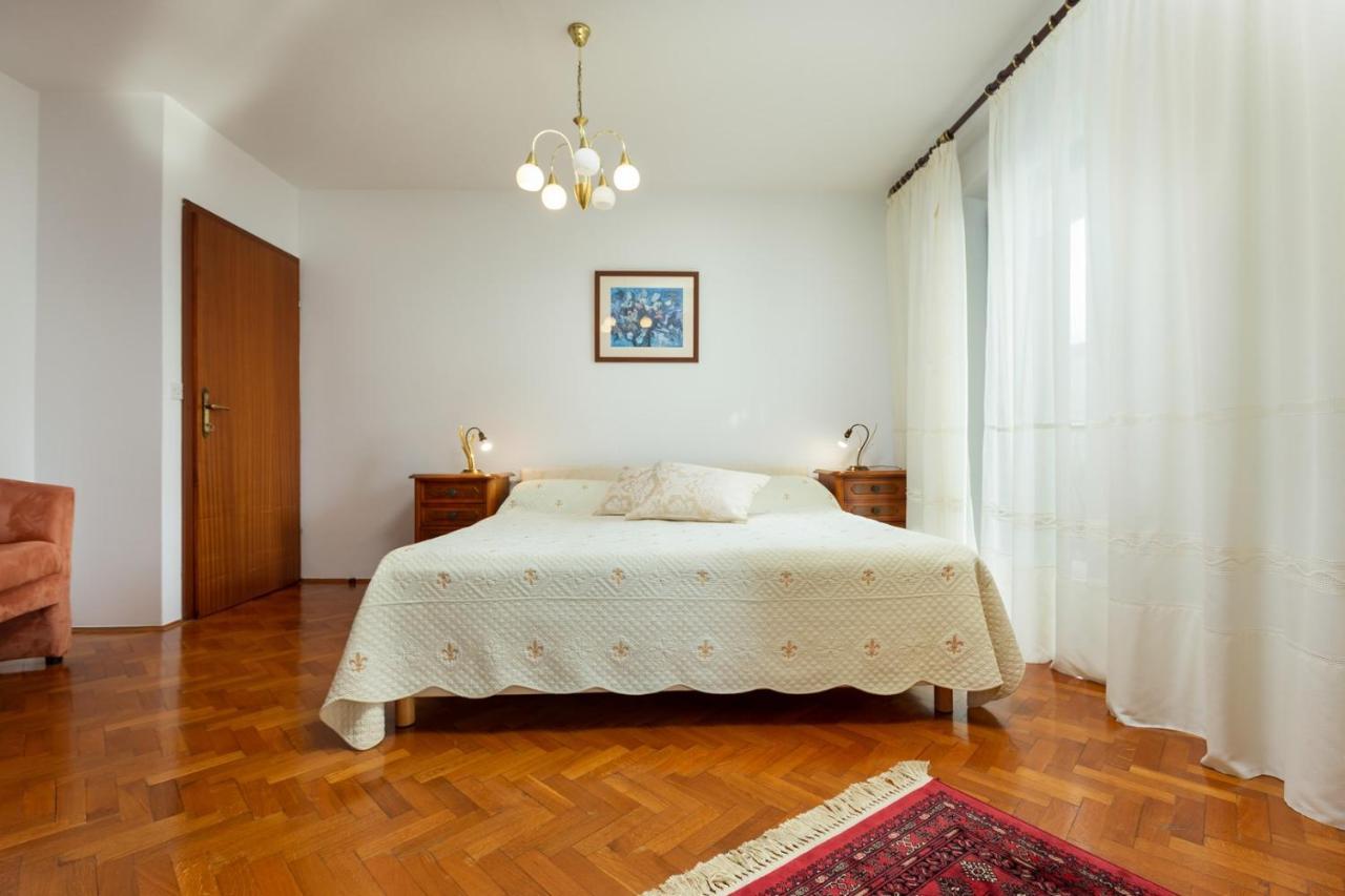 Holiday Apartment Suzana Rovinj Exterior foto
